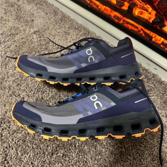 On Cloudvista Waterproof trail running sneakers - Picture 2 of 7